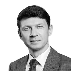 Геннадий Есаков