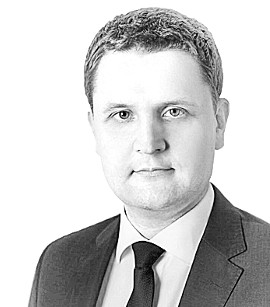 Калмыков нашел виновника мнимой бедности Калмыков нашел виновника мнимой бедности