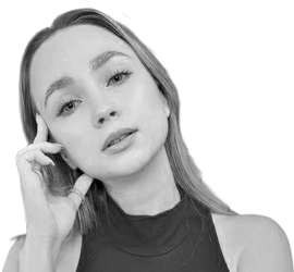 Яна Попова