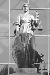 Кто в праве сильнее Кто в праве сильнее